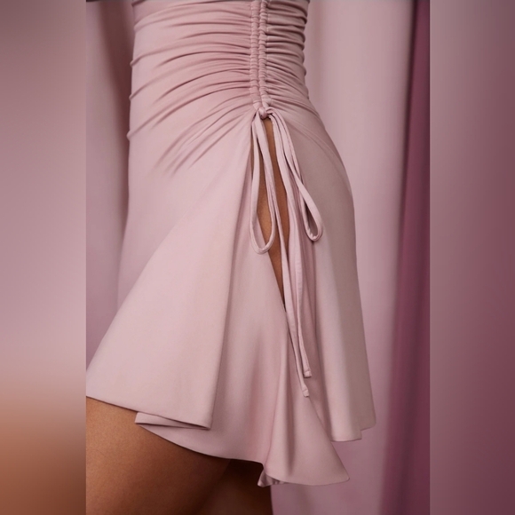 Oh Polly Joie Add to wishlistAsymmetric Single Sleeve Mini Dress in Mauve Size 6 - Picture 3 of 4